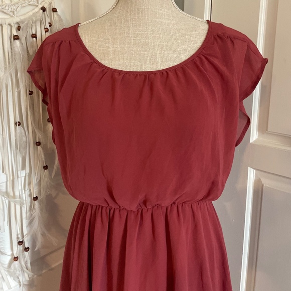 LUSH Burgundy/Maroon Harper Chiffon Dolman Sleeve Dress – Size S - Picture 2 of 10